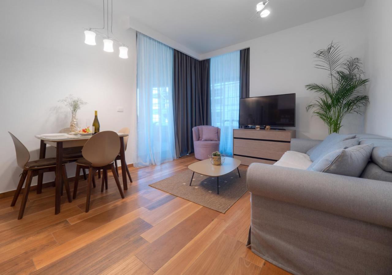 Apartments Garden Azure ブドヴァ エクステリア 写真