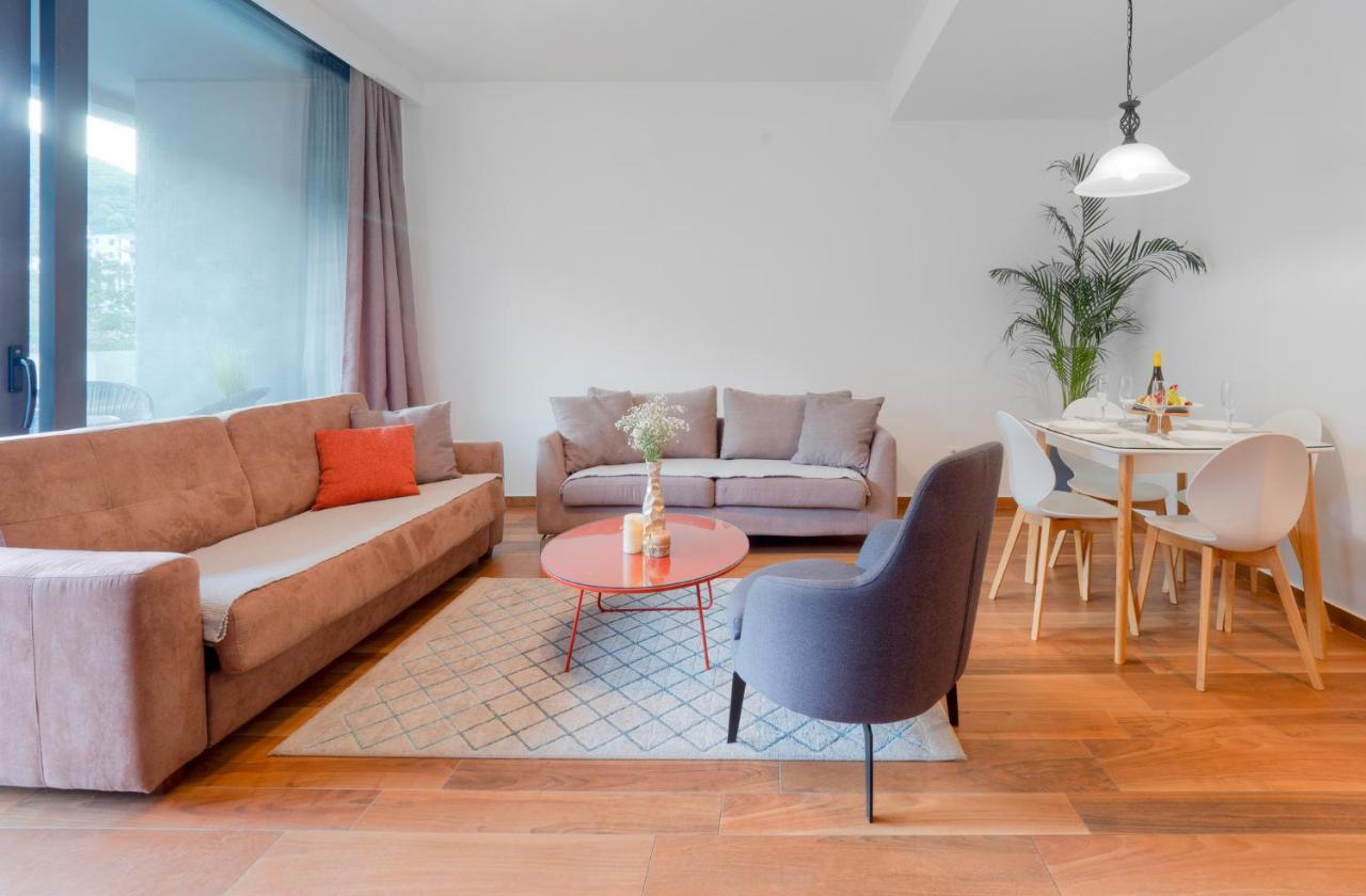 Apartments Garden Azure ブドヴァ エクステリア 写真