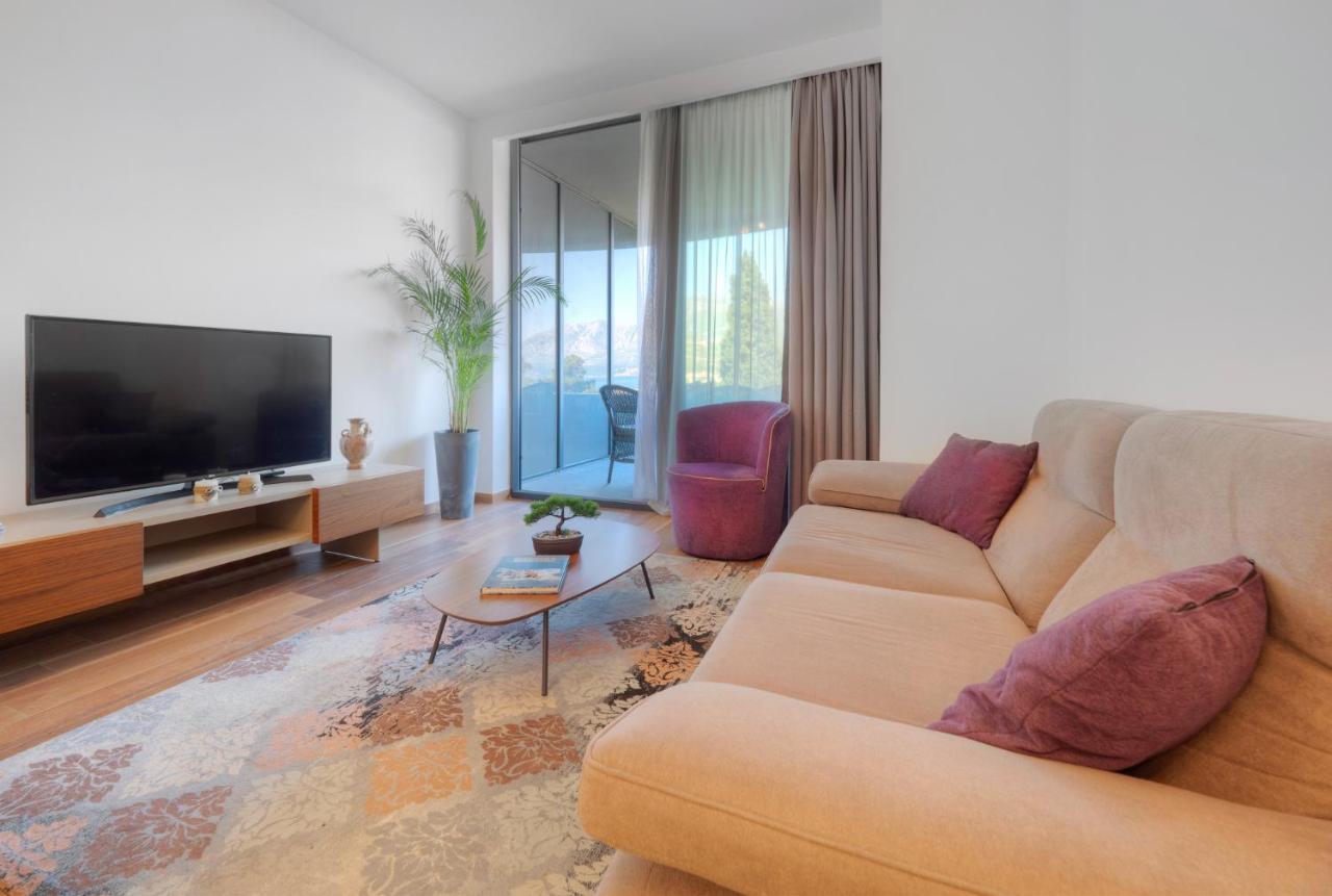 Apartments Garden Azure ブドヴァ エクステリア 写真