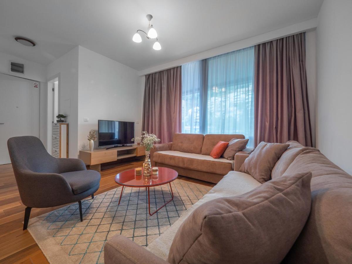 Apartments Garden Azure ブドヴァ エクステリア 写真